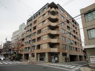 イーグルコート衣笠