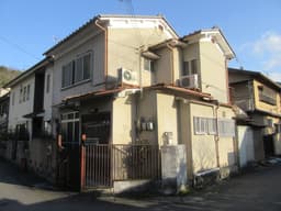 叡山電鉄「宝ヶ池」駅徒歩4分　修学院千万田町の中古木造2階建て住宅　北西角地の画像