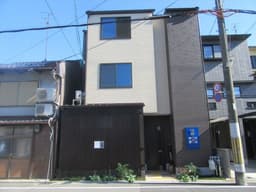 オーナーチェンジ物件　大将軍一条町の店舗付住宅　現状民泊運営中の画像