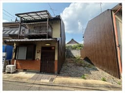 上京区七番町の建築条件無売土地（古家あり＋更地）　新出水通面し　南向き　の画像