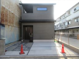 東西俵屋町の新築木造2階建て住宅　駐車2台可能　ガス衣類乾燥機「乾太くん」付きの画像