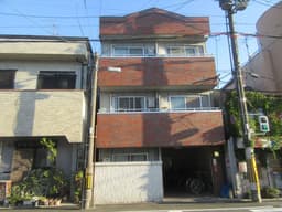 オーナーチェンジ物件　大将軍一条町　馬代一条交差点すぐ　鉄骨造3階建　11戸の画像