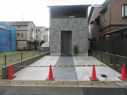 西賀茂丸川の新築木造2階建て住宅　前面道路幅員約6ｍ　大宮小学校徒歩3分通学便利の画像