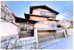大宮一ノ井町のゆとりある邸宅 中古木造地下1階付2階建住宅の画像